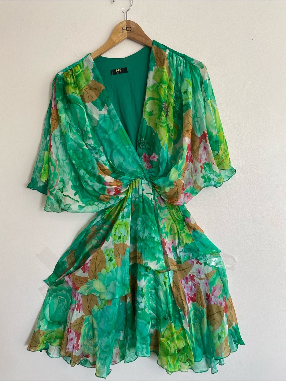NT Amati Green Floral Tie-Front Midi Dress by - Picture 4 of 9
